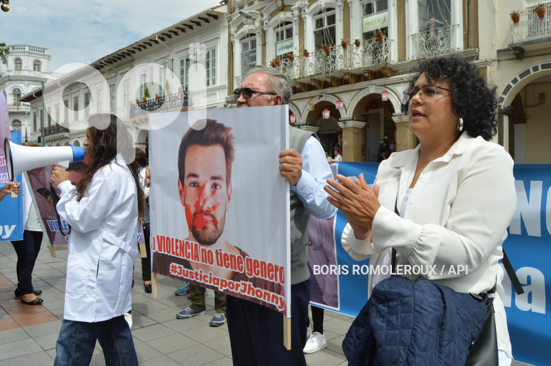 CUENCA-PLANTON-JUSTICIA POR JHONNY