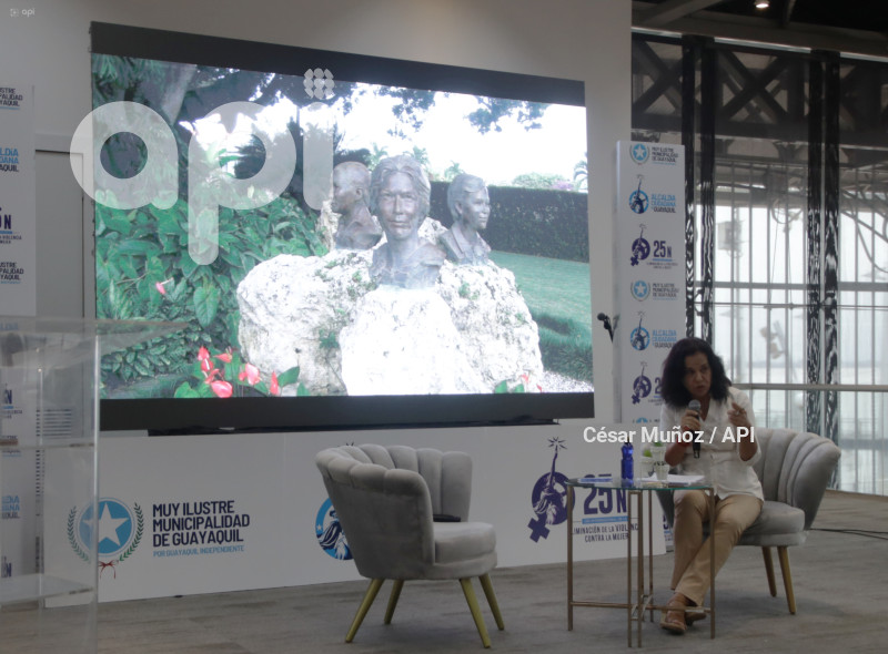 GYE-CONFERENCIAS VIOLENCIA CONTRA MUJER