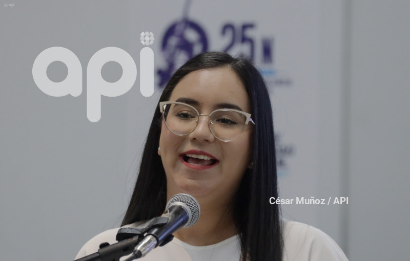 GYE-CONFERENCIAS VIOLENCIA CONTRA MUJER