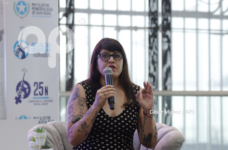 GYE-CONFERENCIAS VIOLENCIA CONTRA MUJER