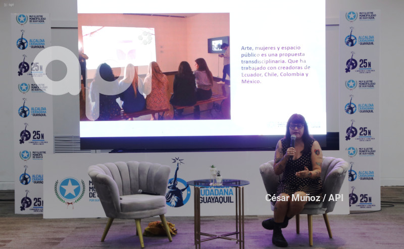 GYE-CONFERENCIAS VIOLENCIA CONTRA MUJER