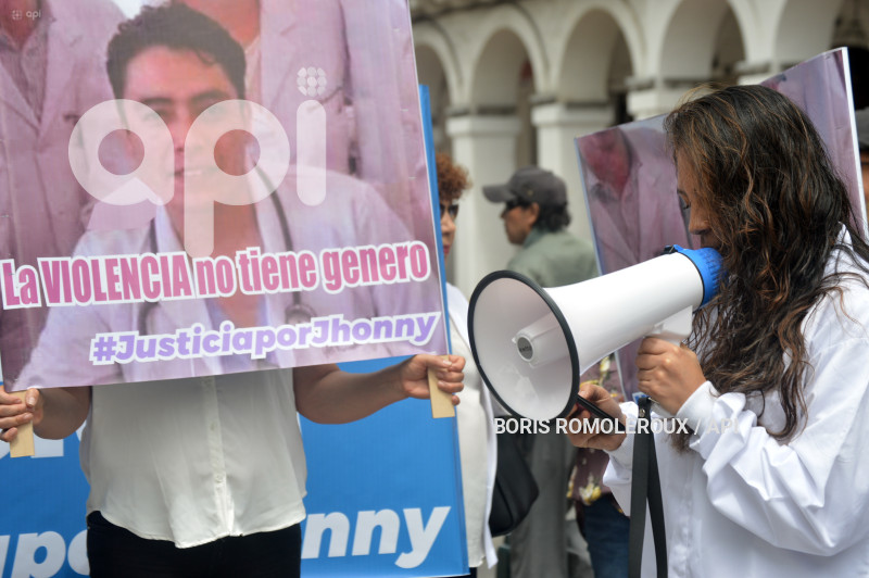CUENCA-PLANTON-JUSTICIA POR JHONNY