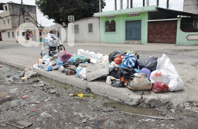 GYE-RECOLECCION BASURA DURAN