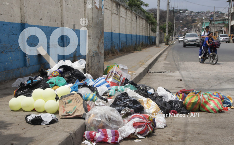 GYE-RECOLECCION BASURA DURAN