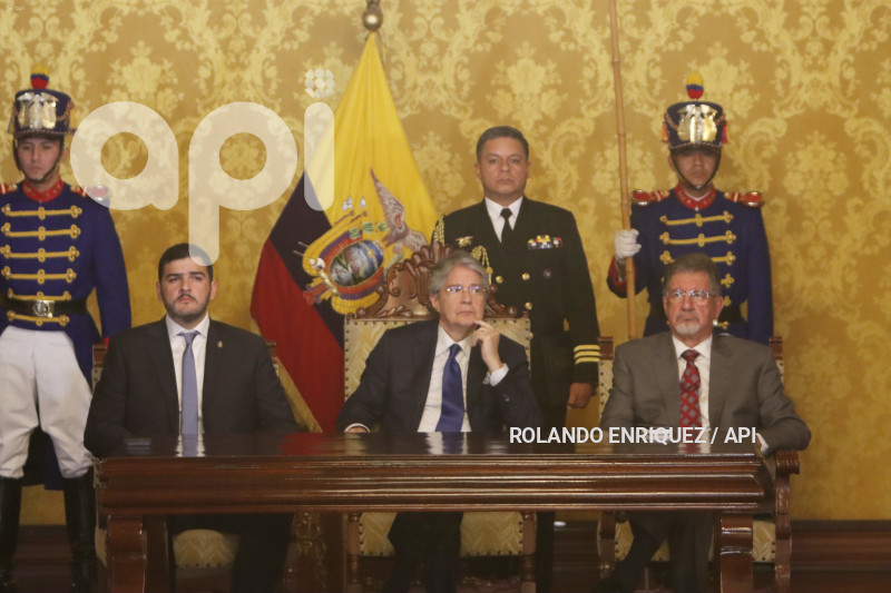 FIRMA VIADUCTO SUR GUAYAQUIL