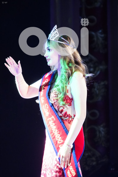 REINA QUITO CAMILA BECERRA