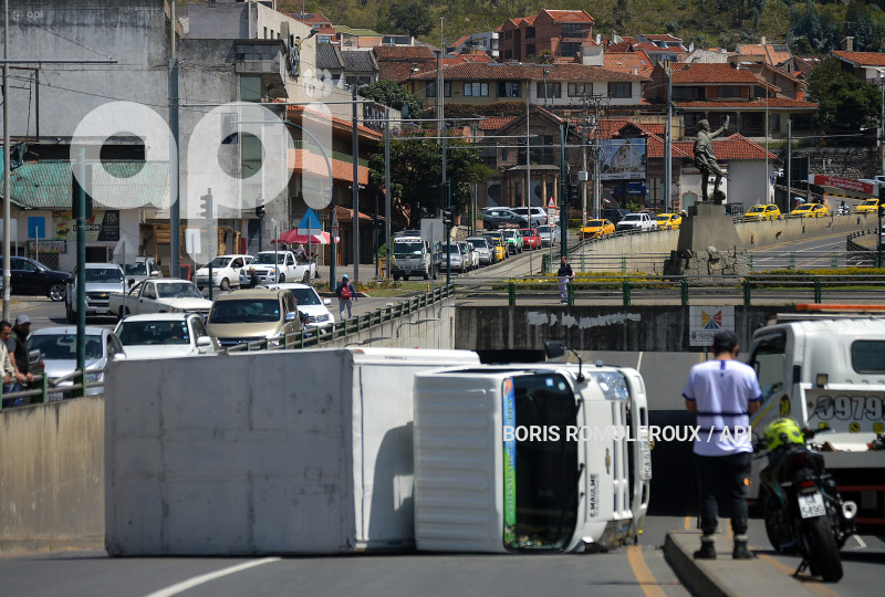 CUENCA-ACCIDENTE VEHICULO PESADO