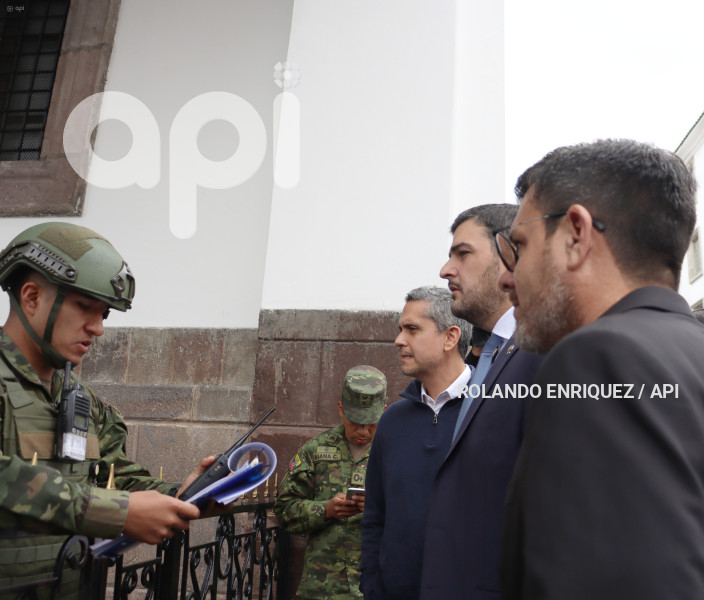 FIRMA VIADUCTO SUR GUAYAQUIL