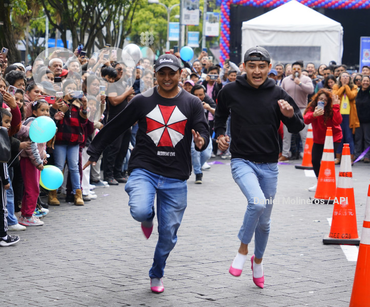CARRERA DE TACONES