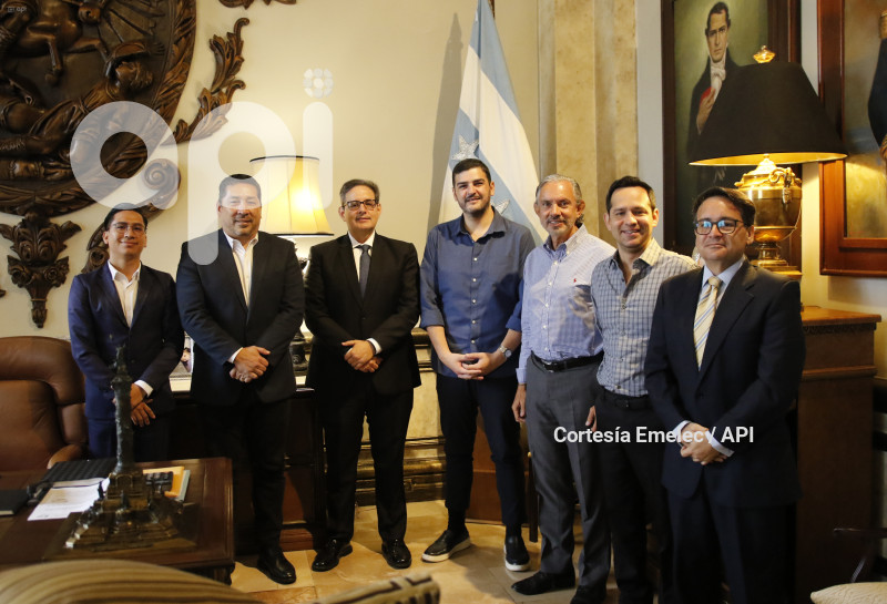 GYE-REUNION ALCALDE-EMELEC