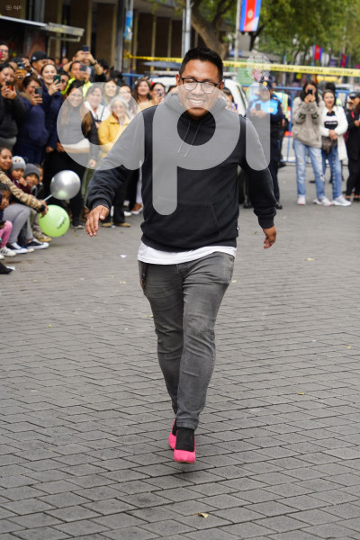 CARRERA DE TACONES
