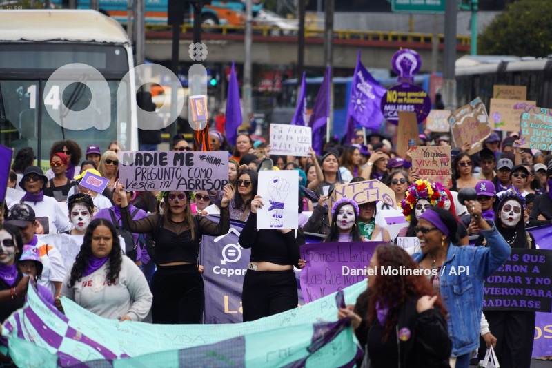 MARCHA NO VIOLENCIA A LA MUJER