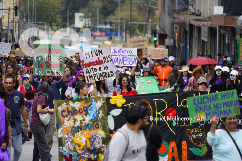 MARCHA NO VIOLENCIA A LA MUJER