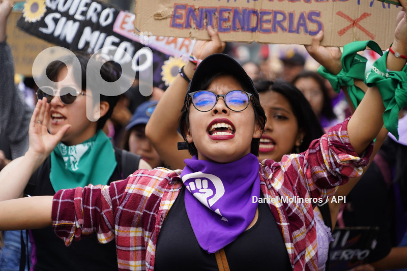MARCHA NO VIOLENCIA A LA MUJER