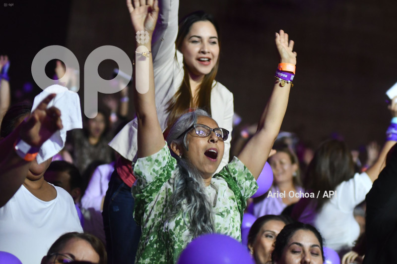 MANTA-CUMBRE-NO-VIOLENCIA-MUJER