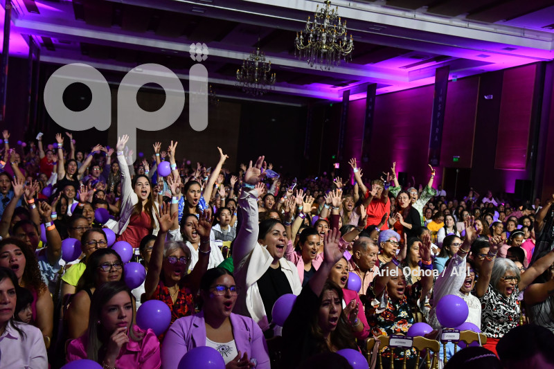 MANTA-CUMBRE-NO-VIOLENCIA-MUJER
