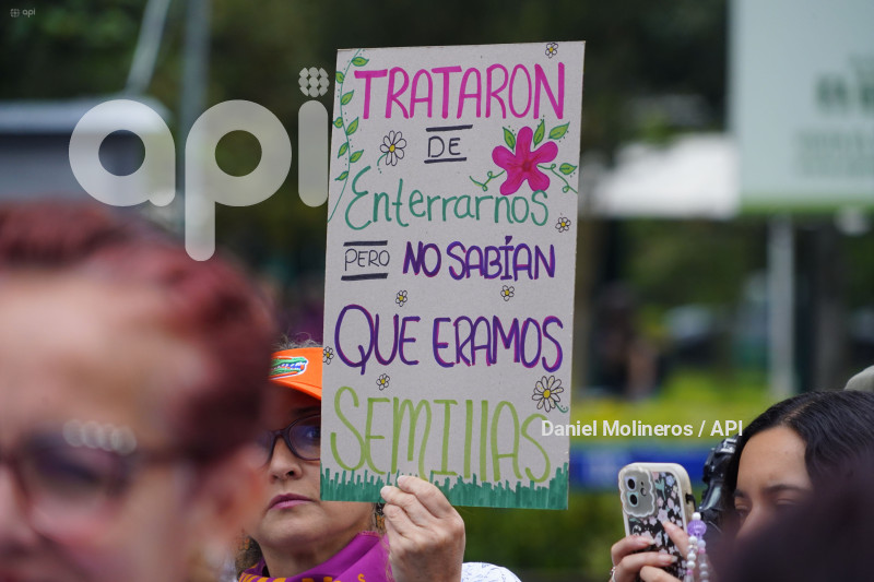 MARCHA NO VIOLENCIA A LA MUJER