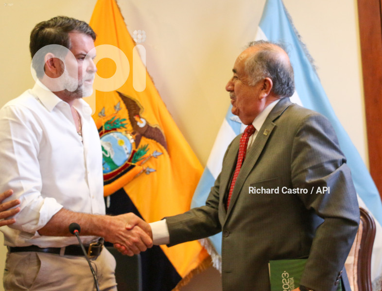 GYE-GOBERNADOR DEL GUAYAS