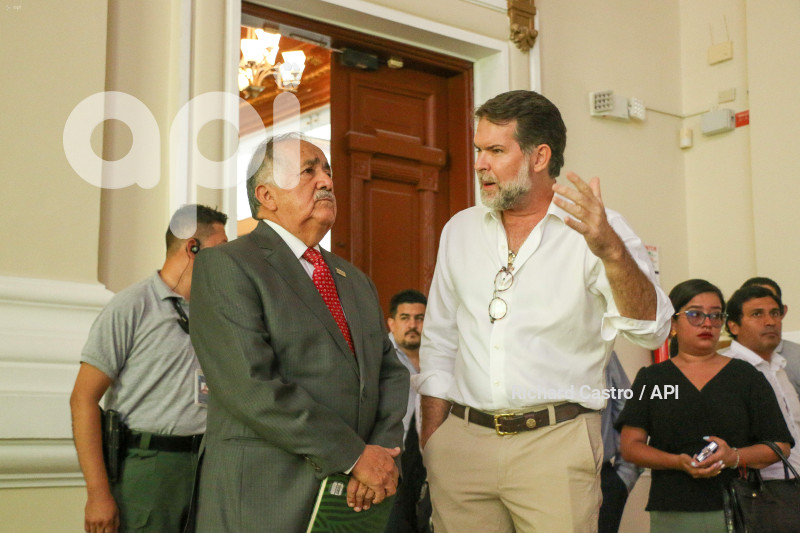GYE-GOBERNADOR DEL GUAYAS