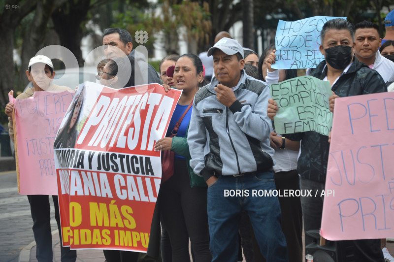 CUENCA-PLANTON-JUSTICIA PARA PRISCILA
