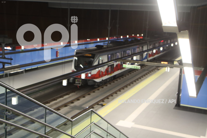 PRUEBAS-METRO-QUITO