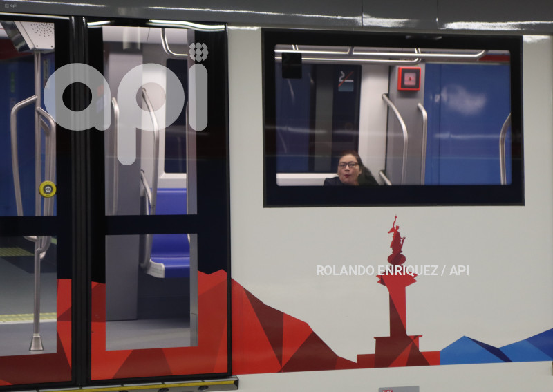 PRUEBAS-METRO-QUITO
