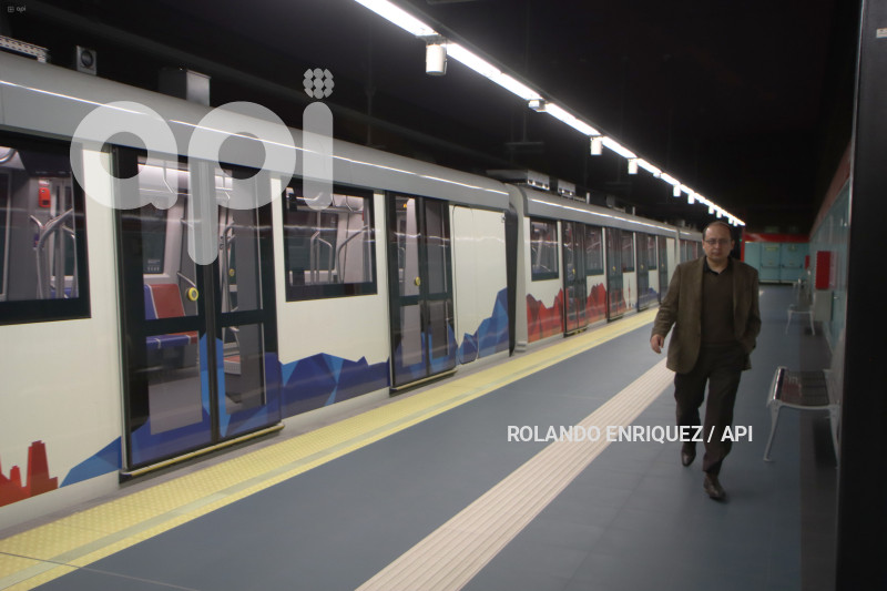 PRUEBAS-METRO-QUITO