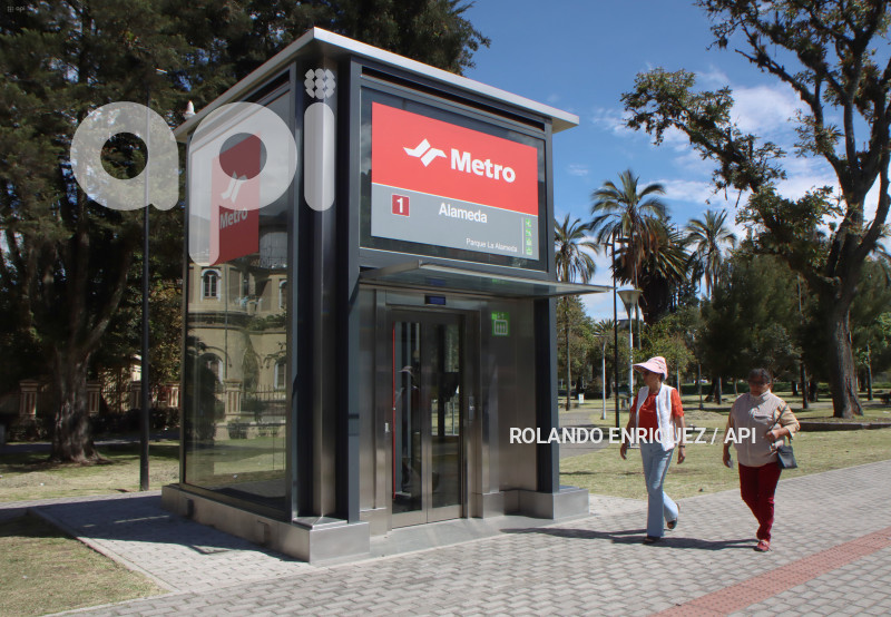 PRUEBAS-METRO-QUITO
