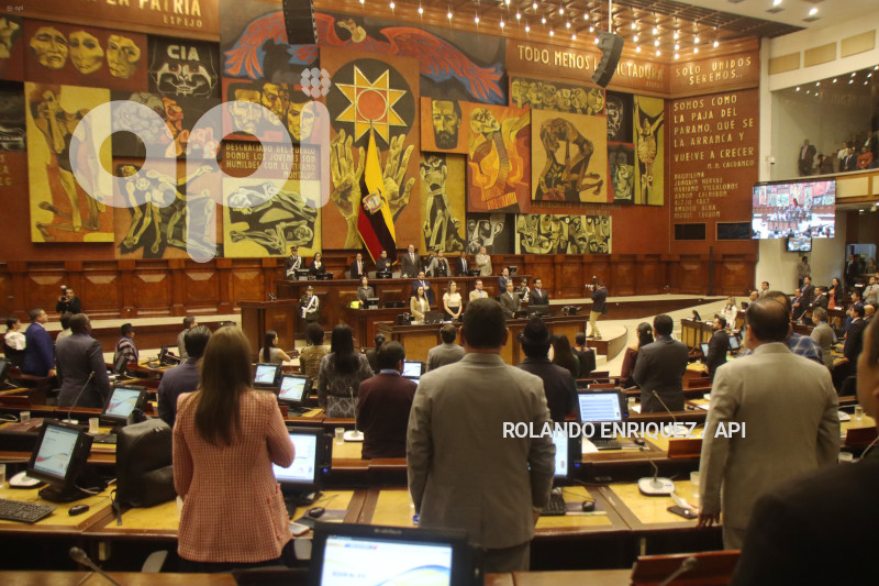 POSESION-CONTRALOR-MAURICIO-TORRES