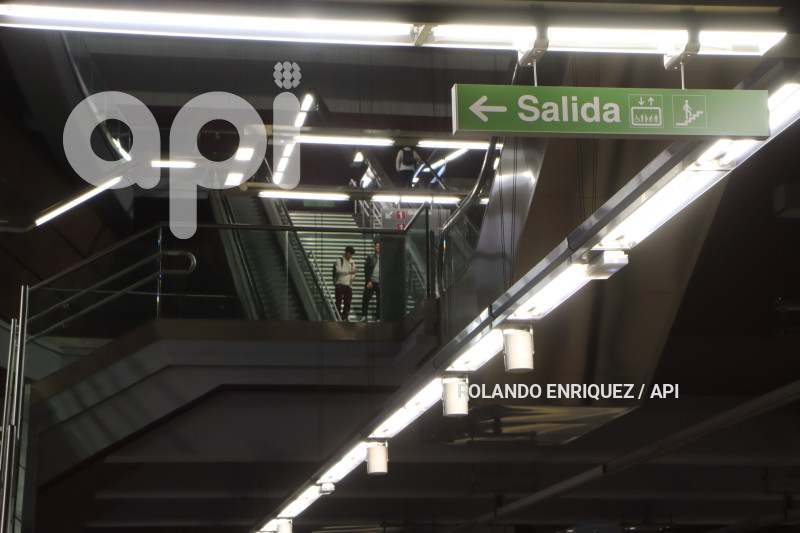 PRUEBAS-METRO-QUITO