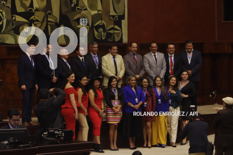 POSESION-CONTRALOR-MAURICIO-TORRES