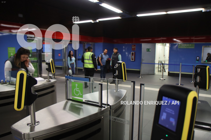 PRUEBAS-METRO-QUITO