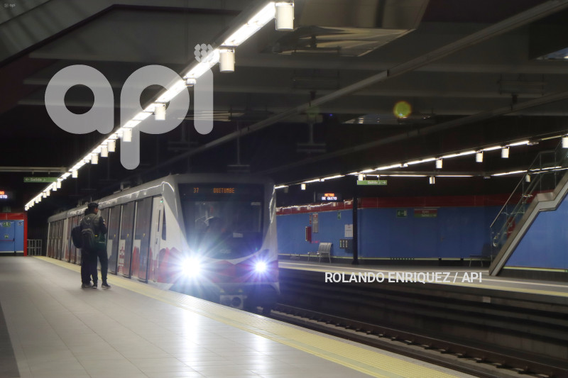 PRUEBAS-METRO-QUITO