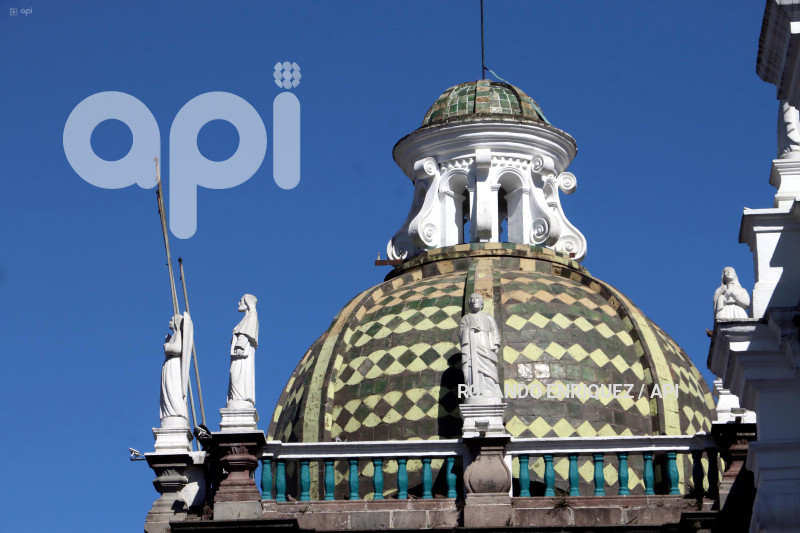POSTALES DE QUITO - ARCHIVO 