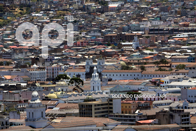 POSTALES DE QUITO - ARCHIVO 
