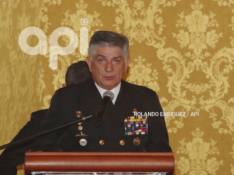 NOBOA-POSESION-ALTO-MANDO-MILITAR