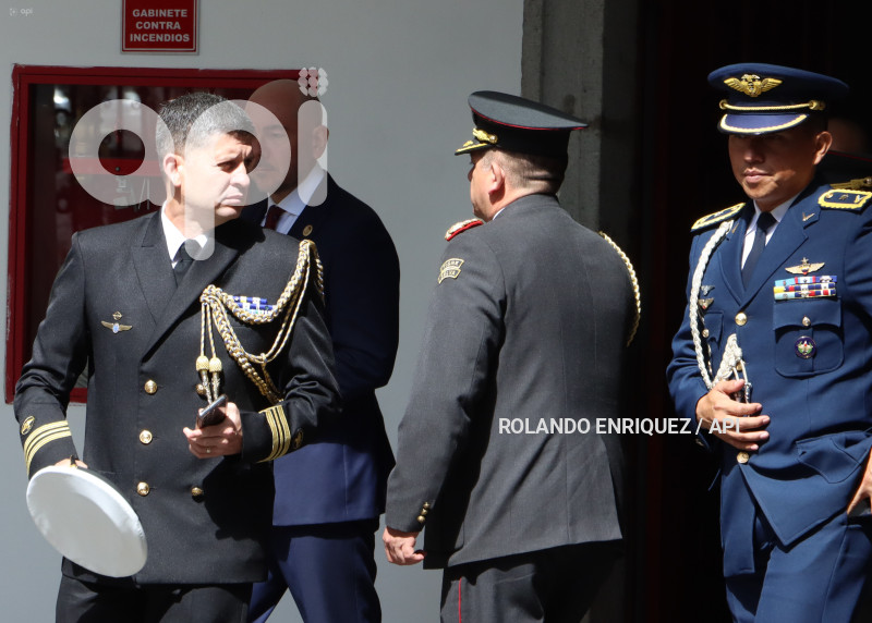 NOBOA-POSESION-ALTO-MANDO-MILITAR