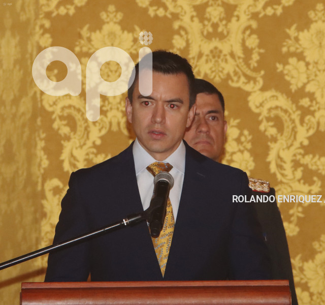 NOBOA-POSESION-ALTO-MANDO-MILITAR