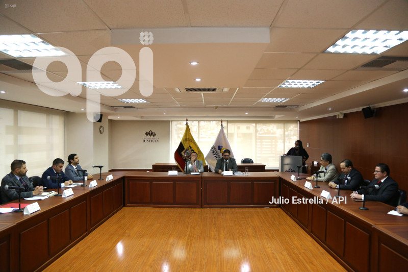 REUNIÓN ELIMINACIÓN DE LA TABLA DE CONSUMO DE DROGAS