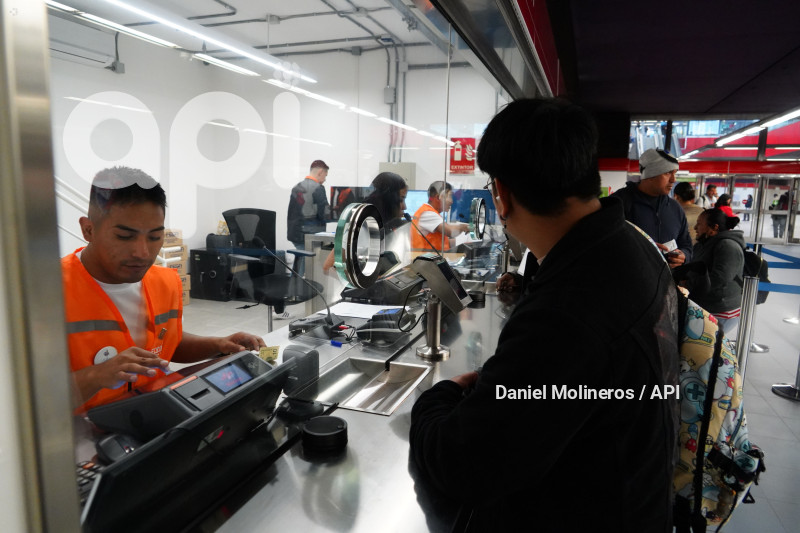 PRIMER-DIA-OPERACION-METRO-QUITO