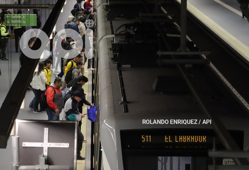 PRIMER-DIA-OPERACION-METRO-QUITO