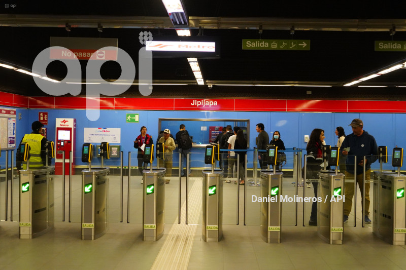 PRIMER-DIA-OPERACION-METRO-QUITO