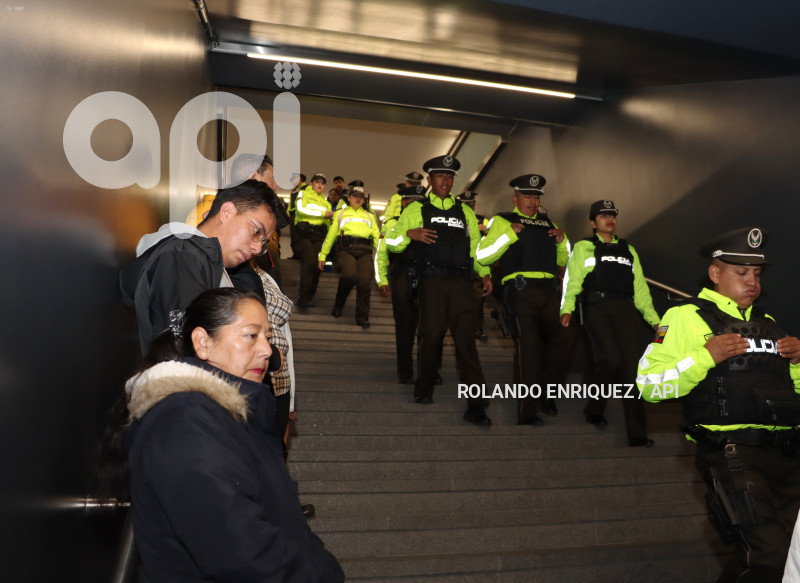 PRIMER-DIA-OPERACION-METRO-QUITO