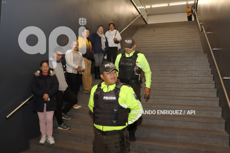 PRIMER-DIA-OPERACION-METRO-QUITO
