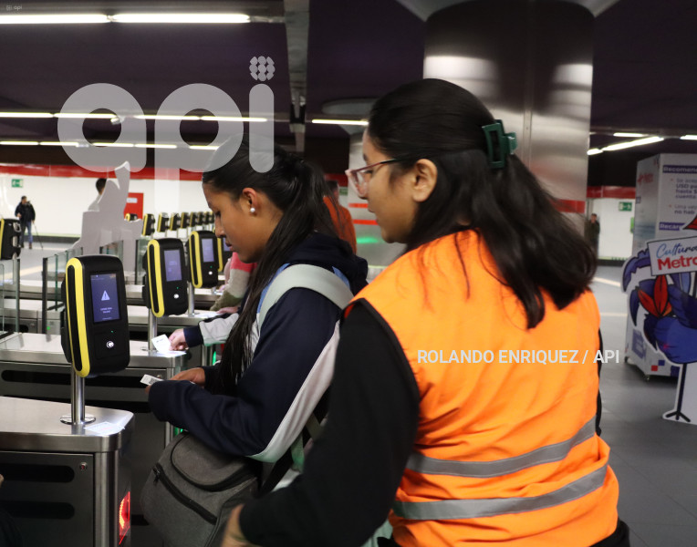 PRIMER-DIA-OPERACION-METRO-QUITO