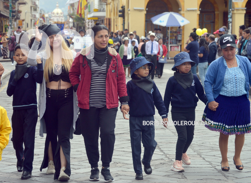 CUENCA-DESFILE POR DIA INTERNACIONAL PERSONAS CON DISCAPACIDAD