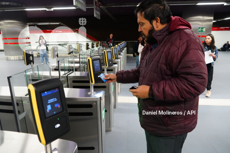 PRIMER-DIA-OPERACION-METRO-QUITO