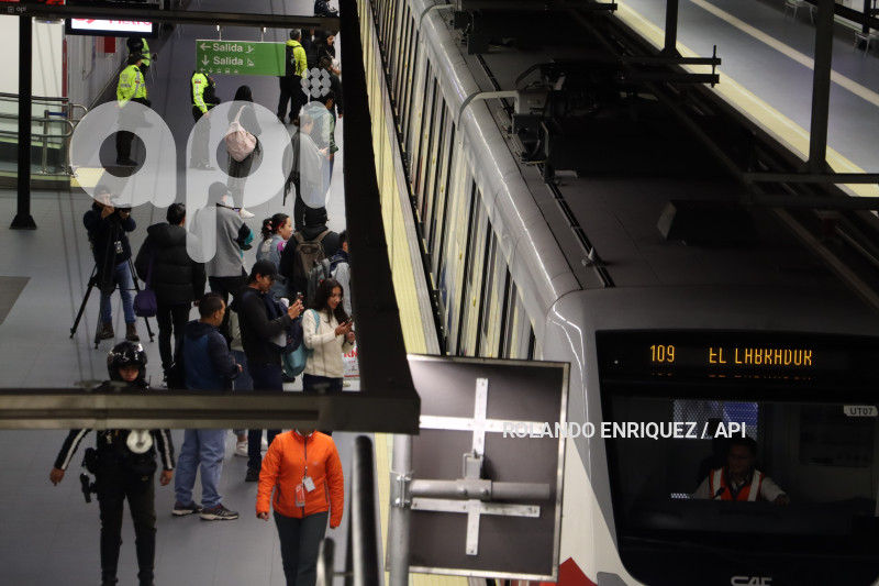 PRIMER-DIA-OPERACION-METRO-QUITO