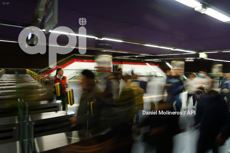 PRIMER-DIA-OPERACION-METRO-QUITO