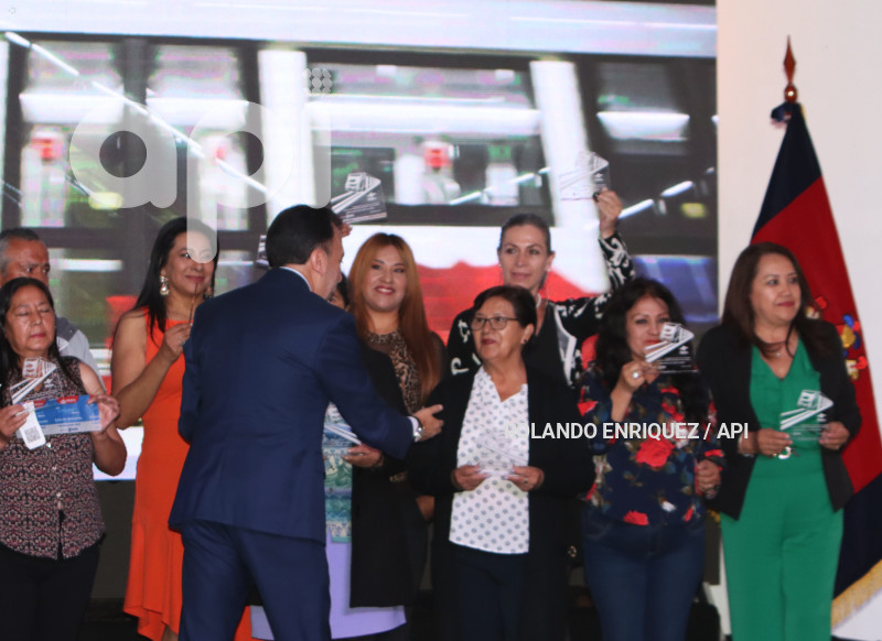 ENTREGA-CIUDADANIA-METRO-QUITO